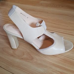 Carlo Pazolini Blush Sandals